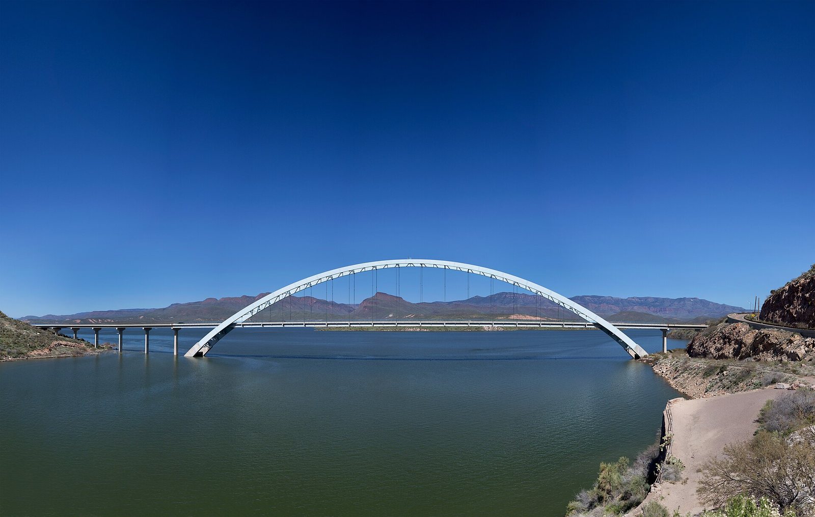 Photo of Roosevelt Lake