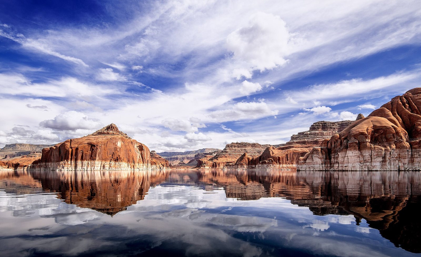 Photo of Lake Powell